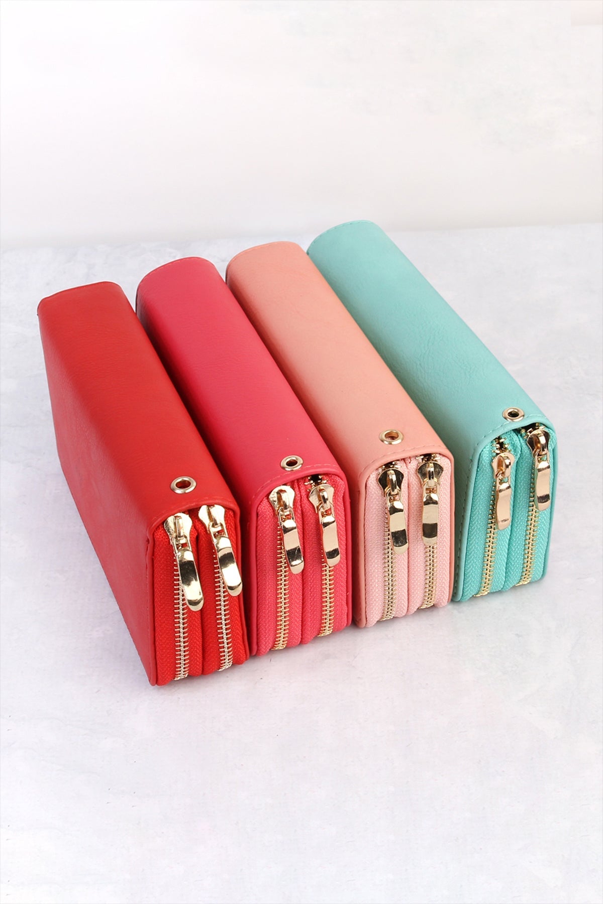 HDG2000 – Dual Zip-Around Wallet