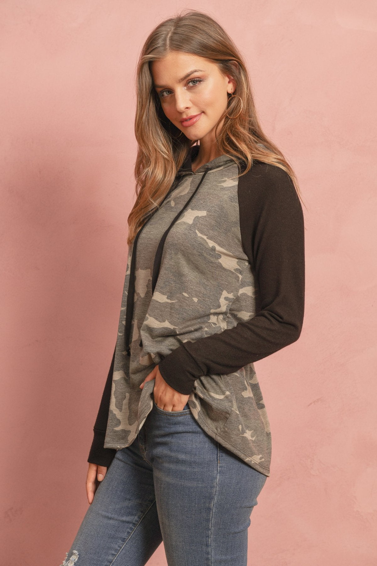 Camouflage Hacci Hoodie with Contrast Sleeves & Drawstrings